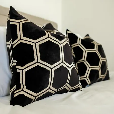 아파트 Grange Road 6 *